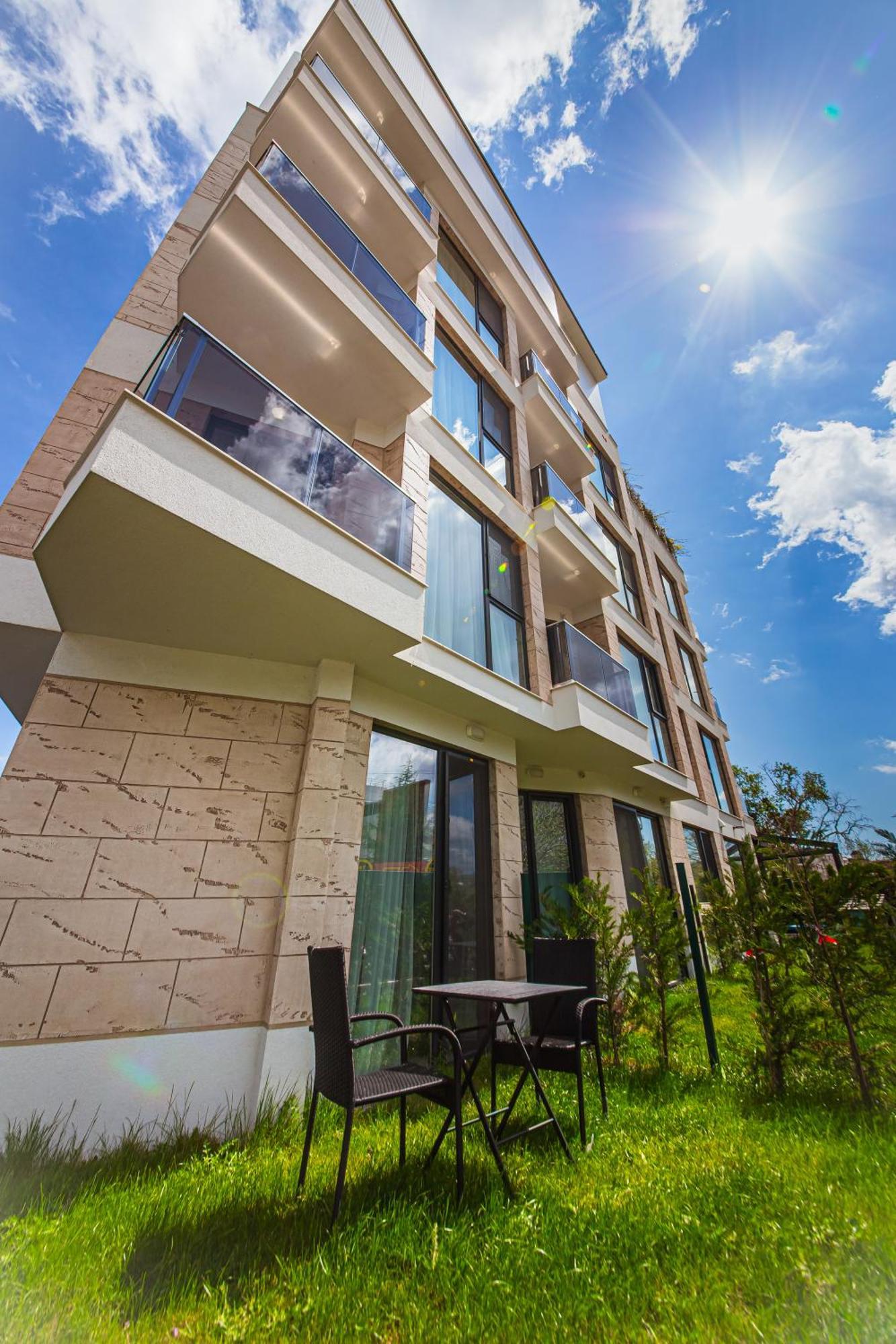 Athmospherevillaema Apartments Kranevo Eksteriør billede